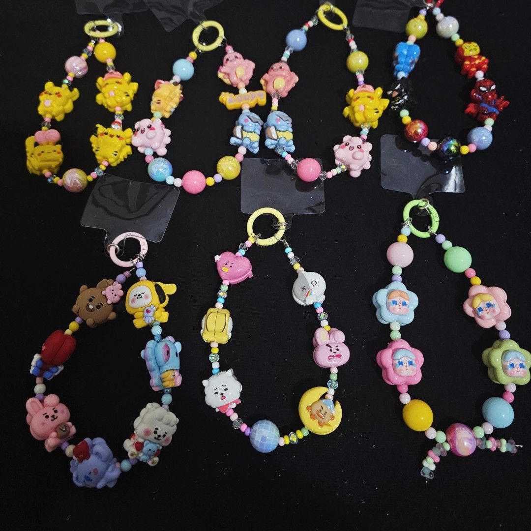 PHONE CLAMPS AND CHAINS (Category: Mounts & Holders) located in Dagupan City. Submitted by purple_shopaholic (Listing ID 1334716714, Image 3). Description: for sale phone clamps and chains.