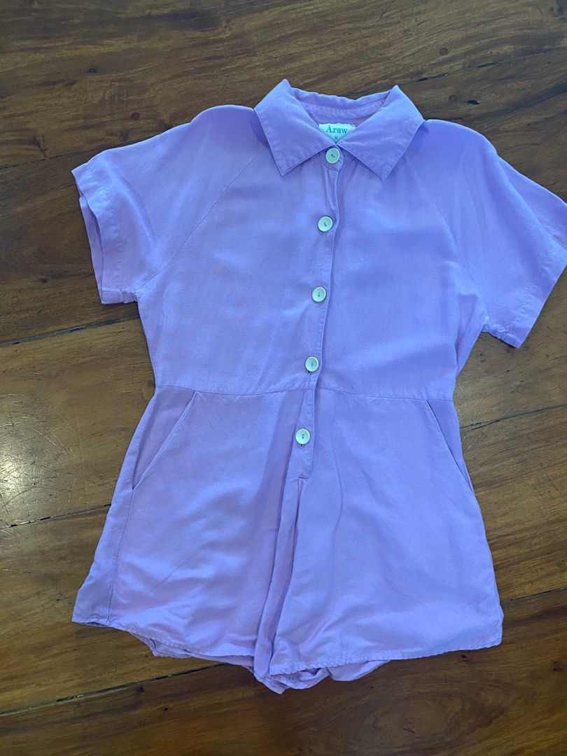 Araw the Line Raglan Playsuit Banaba (Category: Rompers) located in Quezon City. Submitted by athrifts (Listing ID 1334570643, Image 1). Description: .