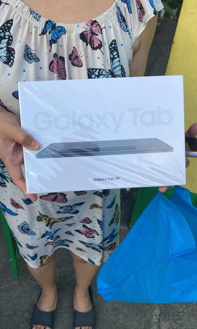 Samsung Galaxy S9 Tablet (Category: Android) located in Quezon City. Submitted by madamsgadgetsshop (Listing ID 1334607192, Image 1). Description: BRANDNEW SEALED 1 YEAR WARRANTY 7 DAYS REPLACEMENT.