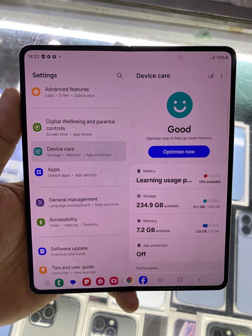 Secondhand Samsung Zfold 4 256 gb (Category: Samsung) located in Manila. Submitted by orlandotub99548 (Listing ID 1334606176, Image 3). Description: Available Samsung Zfold 4 256 gb aecondhand color white smooth see pic for more details pick up store greenhills shopping center we do cod door to door we ship nationwide via lbc we accept gcash we accept bank trans we accept installment credit card we accept ggives for info and inquiry contact 09277