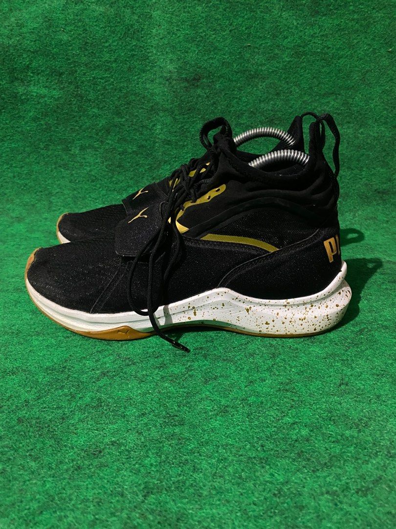 Puma Women s Phenom Black Gold Fesyen Wanita Sepatu di Carousell