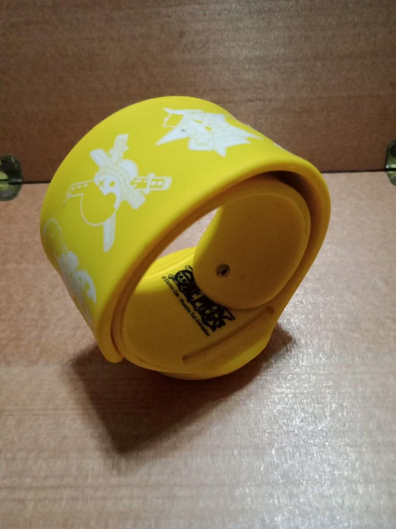 Silicone Watch Bangle ( One Piece ) (Category: Bracelets) located in San Marcelino. Submitted by tatac1vs (Listing ID 1334653018, Image 1). Description: .