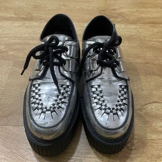 Underground shoes singapore top