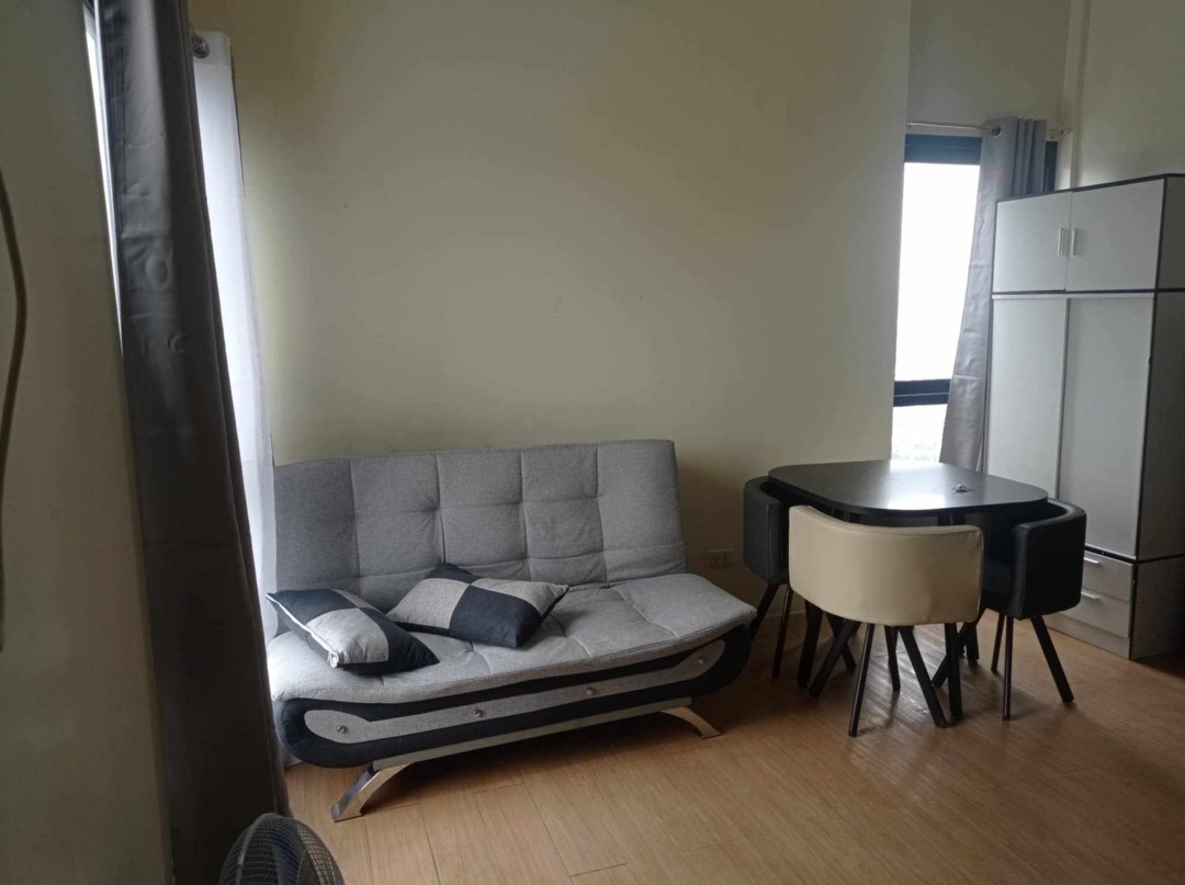 (Category: ) located in . Submitted by kondoko (Listing ID 1334627301, Image 1). Description: .