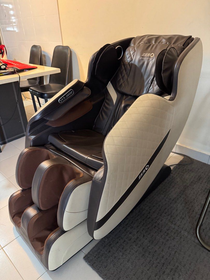 Zero U sense Massage Chair