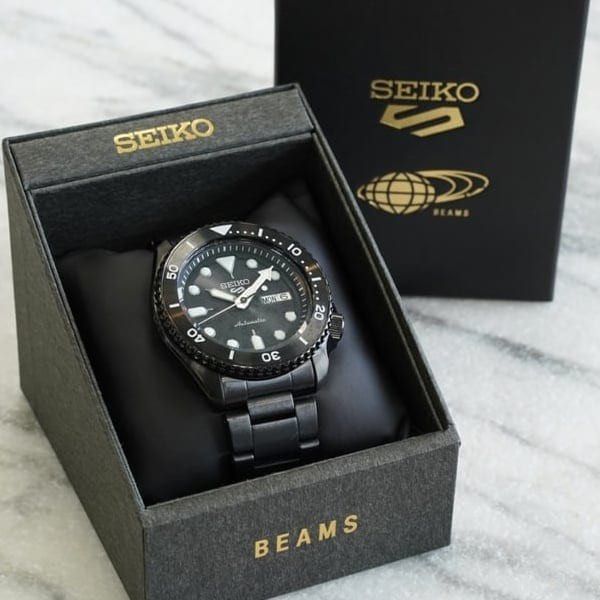 日本直送代購🇯🇵 別注限定Beams x SEIKO / 5 Sports 限量300本 日本直送代購🇯🇵 別注限定Beams x SEIKO / 5 Sports 限量300本