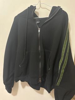 由 rainningclouds (刊登 ID 1334866648，圖片 1) 提交，位於 的 (類別：)，說明：。