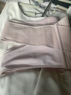 （分類：）位於 。 由 hellomyfriend12345 提交（商品編號 1334795172，圖片 1）。簡介： 。