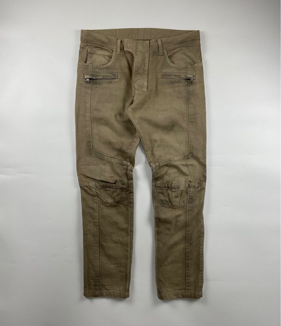 Balmain S/S'13 Biker Denim Pants (Category: Jeans) located in Paranaque City. Submitted by _baclarancartel (Listing ID 1334829408, Image 2). Description: Balmain S/S'13 Biker Denim Pants Sz 32 fits 34 Check measurements 9/10 Condition Waist: 17 Inseam: 29 Leg Opening: 7 Front Rise: 10.5 Thigh: 11.5 Knee: 8.5.