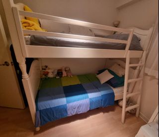 （分類：）位於 。 由 muhk14 提交（商品編號 1334844873，圖片 1）。簡介： 。