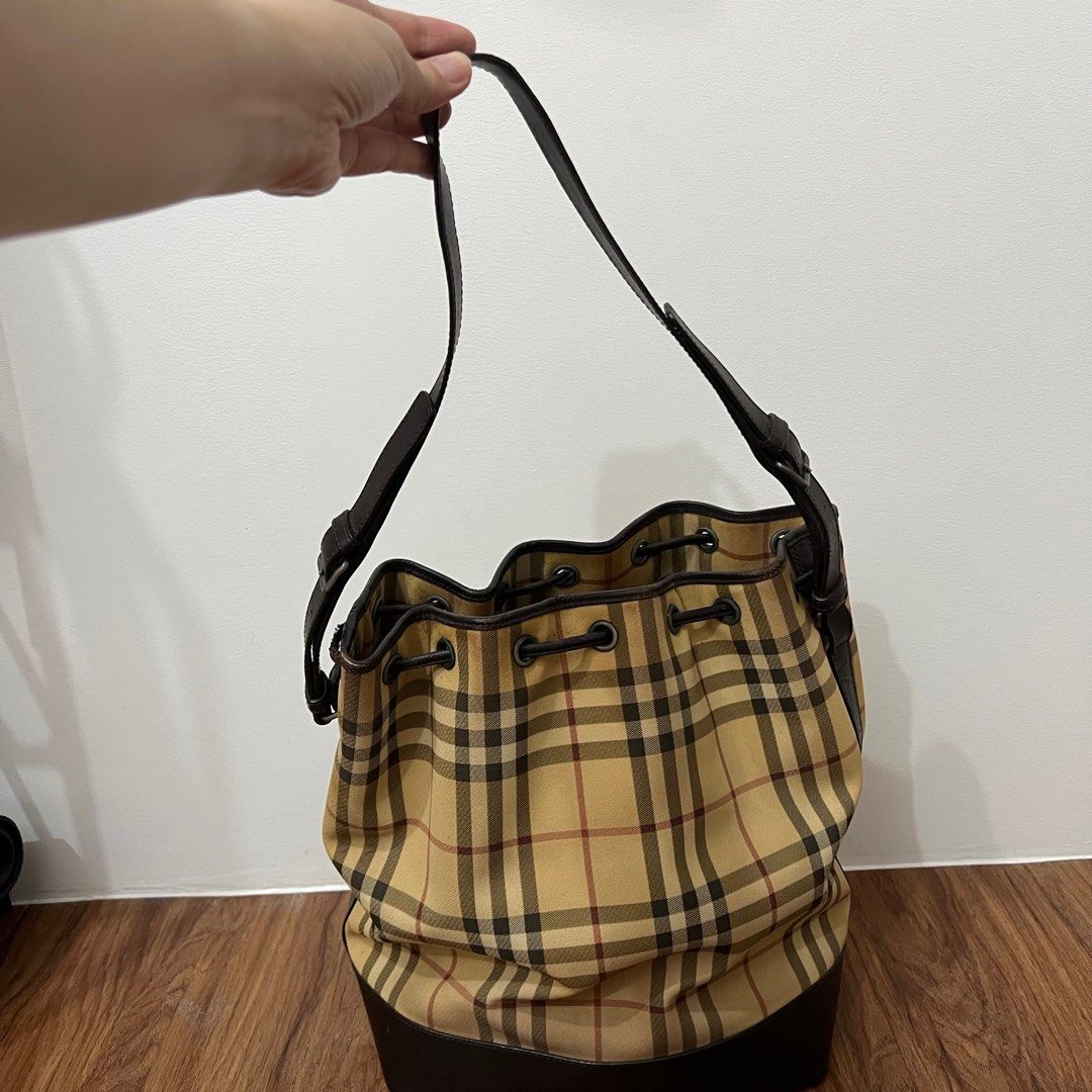 Burberry vintage bucket bag shop