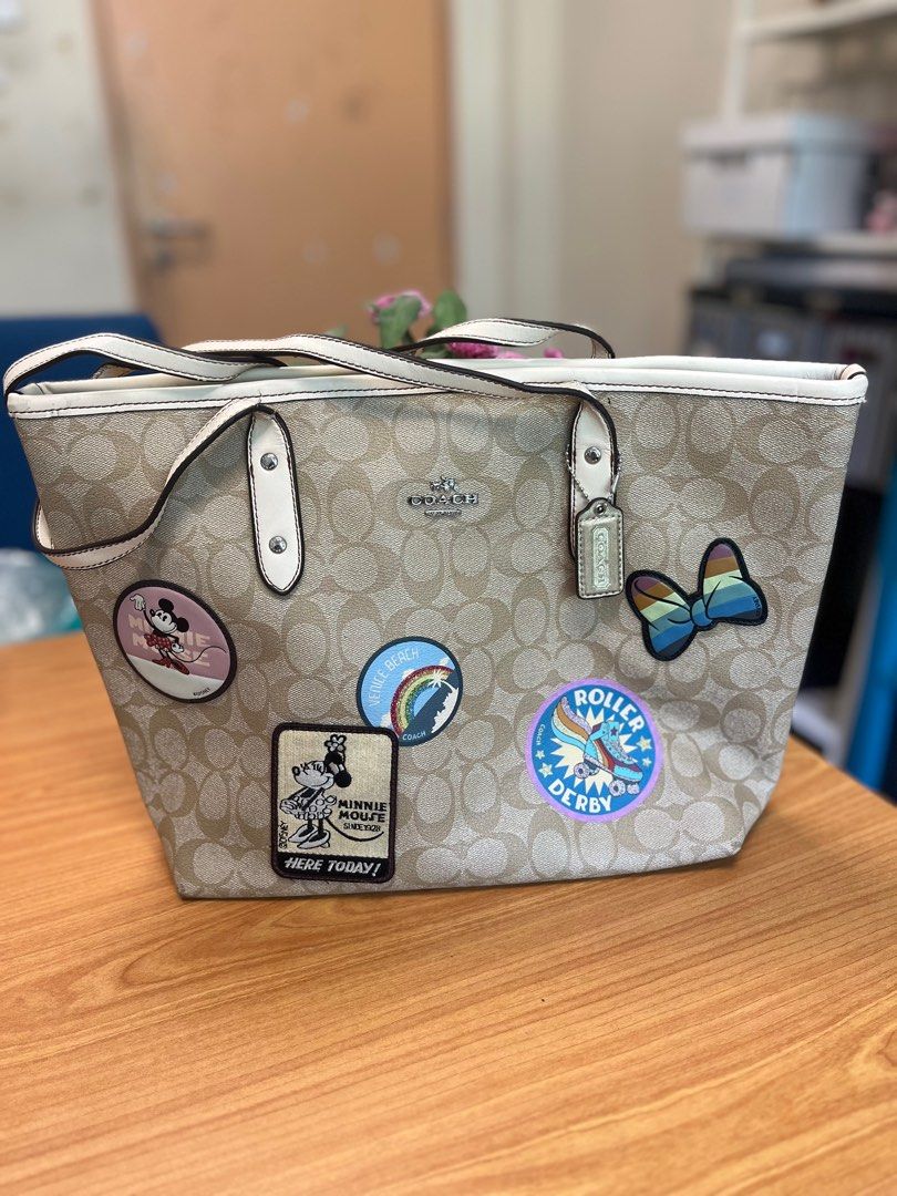 Minnie mouse city zip tote by coach best sale