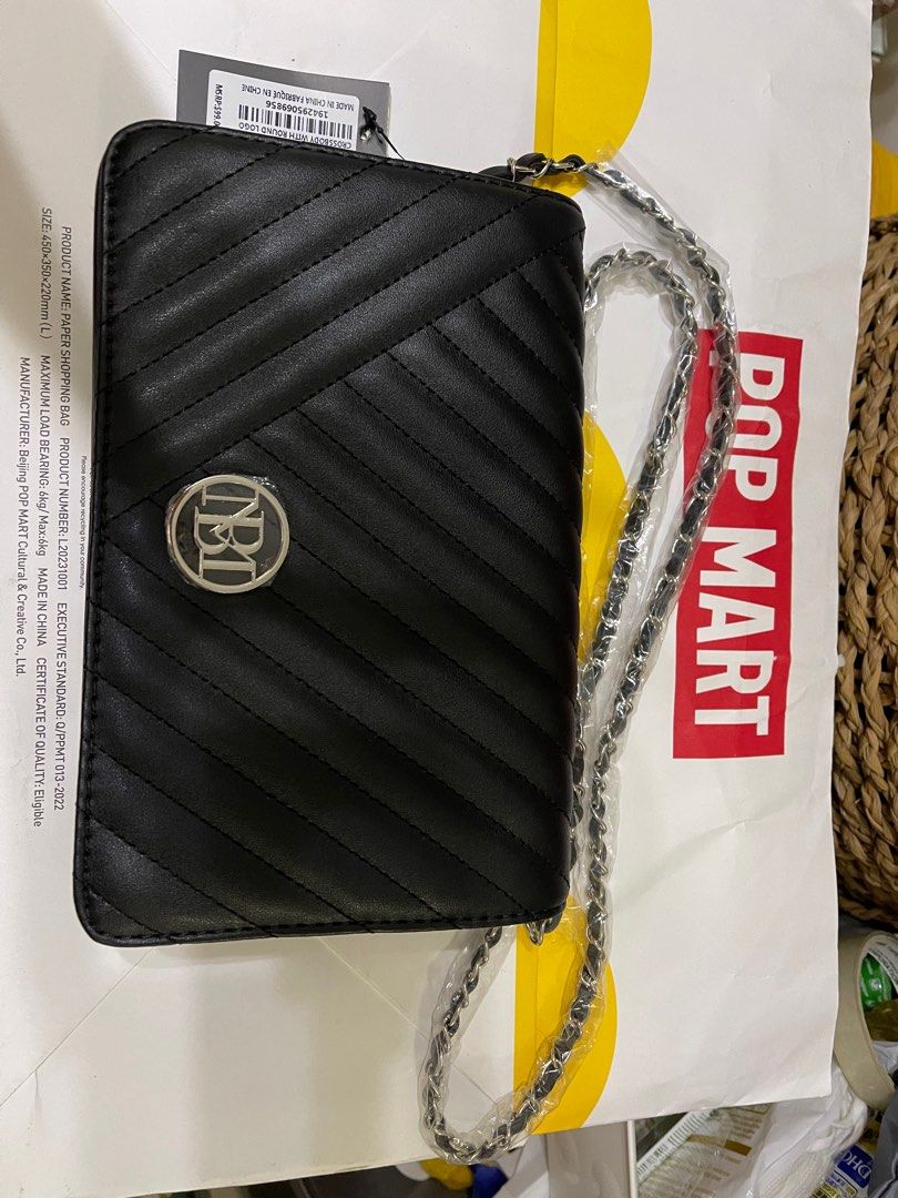 Crossbody Bag (Category: Luxury Bags & Wallets) located in Pasig City. Submitted by fancytracy (Listing ID 1334869979, Image 1). Description: Studio Badgley Mischka Crossbody Bag Vegan Leather with chain strap With card slots and zipped pocket.