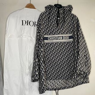 （分類：）位於 。 由 a_postrophe 提交（商品編號 1334803928，圖片 1）。簡介： 。