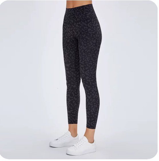 Exclusive Style from Canada Limited Edition Lululemon Leggings Women s Fashion Activewear on Carousell