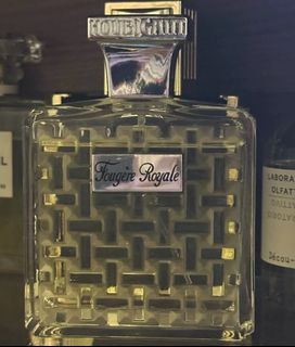 （分類：）位於 。 由 kitzi.perfum 提交（商品編號 1334789760，圖片 1）。簡介： 。