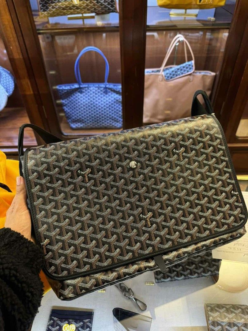 GOYARD BAGS FROM PARIS (Category: Luxury Bags & Wallets) located in Makati City. Submitted by christianpaulpascua (Listing ID 1334738113, Image 3). Description: Selling brand new Goyard bags sourced from Paris! 1. Artois with custom heart in Yellow - P200,000 2. Alpin mini backpack in Green - P240,000 3. Sac Routte Souple in Noir - P185,000 4. Capetien MM messenger bag in Noir - P175,000 All items are guaranteed authentic. Dust bags, paper bags, 
