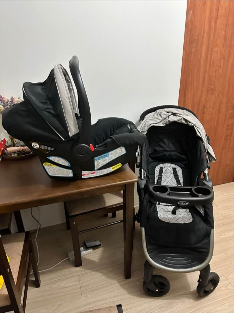 Fastaction travel system with snugride 30 top