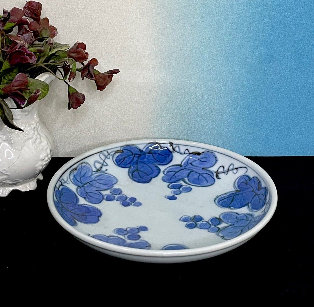 GRAPE DESIGN JAPANESE TABLE WARE SIDE PLATE; 1 pc. available - ₱ 75 (Category: Dinnerware & Cutlery) located in Quezon City. Submitted by lanqcqc (Listing ID 1334869813, Image 1). Description: slightly deep japan surplus / pre-loved; as is unless declared new 🔔 please no rush shipping 🔔 please NO TO maselan or choosy 1 to 2 days reservation only❗️ MOP: GCASH ❌COD ❌meet up 📣lalamove & grab same day delivery (metro manila) 📢GGX & J & T schedule
