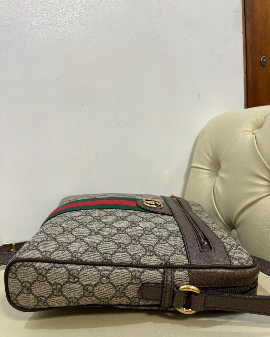 Gucci man bag sale shop