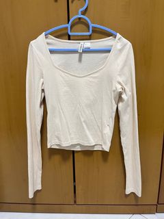 (Category: ) located in . Submitted by weiyenna (Listing ID 1334886598, Image 1). Description: .
