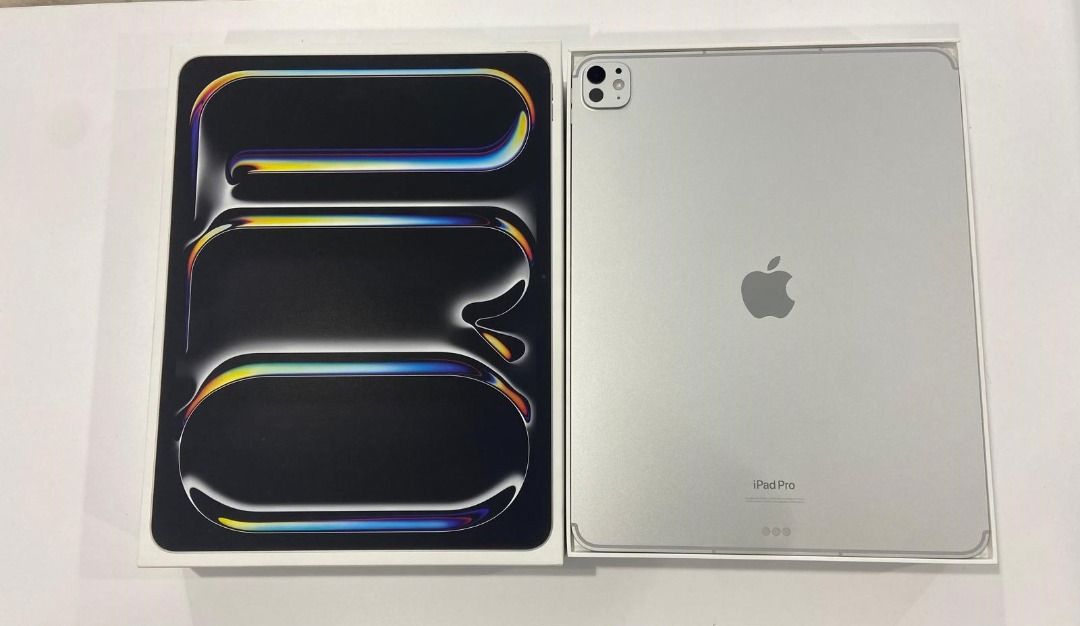 iPad Pro (M4) 13" WiFi + Cellular (2024) 256GB Silver, Mobile Phones
