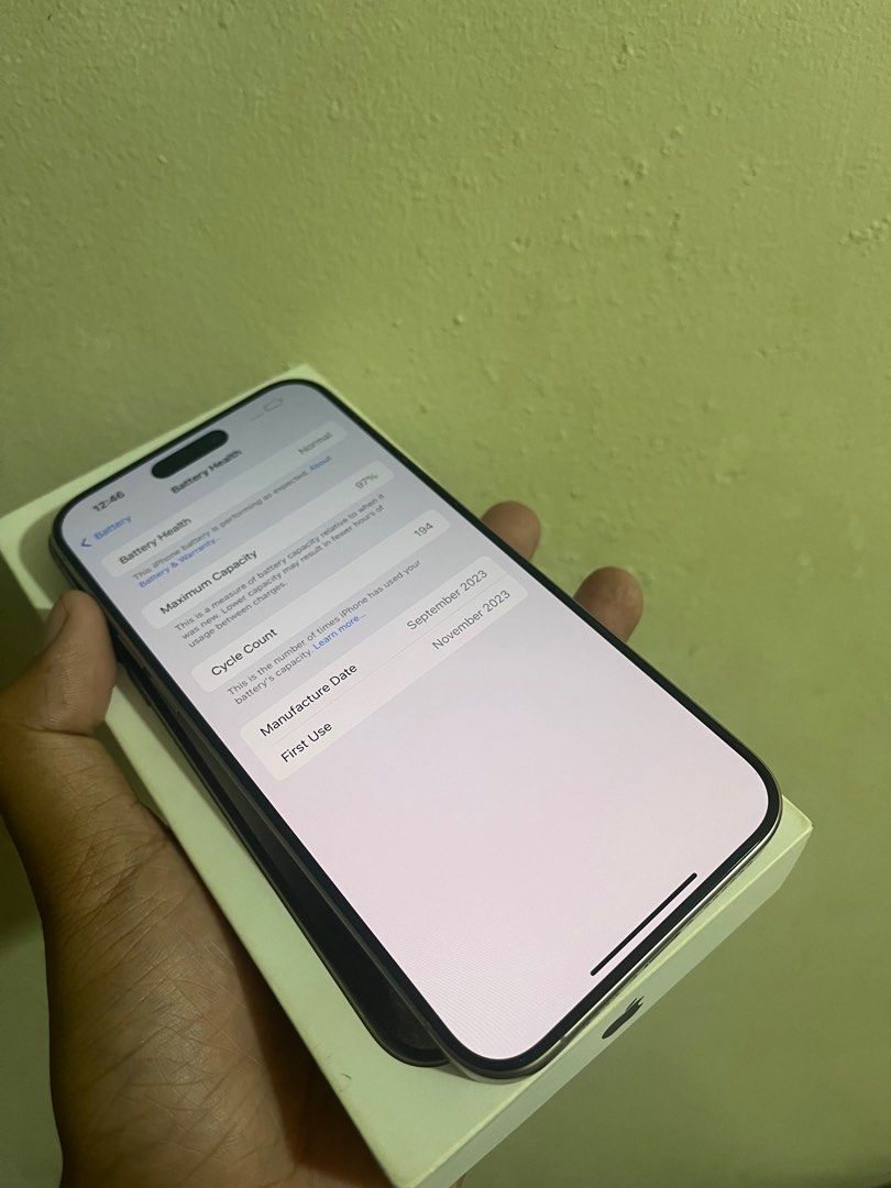 iPhone 15 Pro max 256GB Natural Titanium (Category: iPhone 15 Series) located in Manila. Submitted by sam011526 (Listing ID 1334725895, Image 3). Description: .
