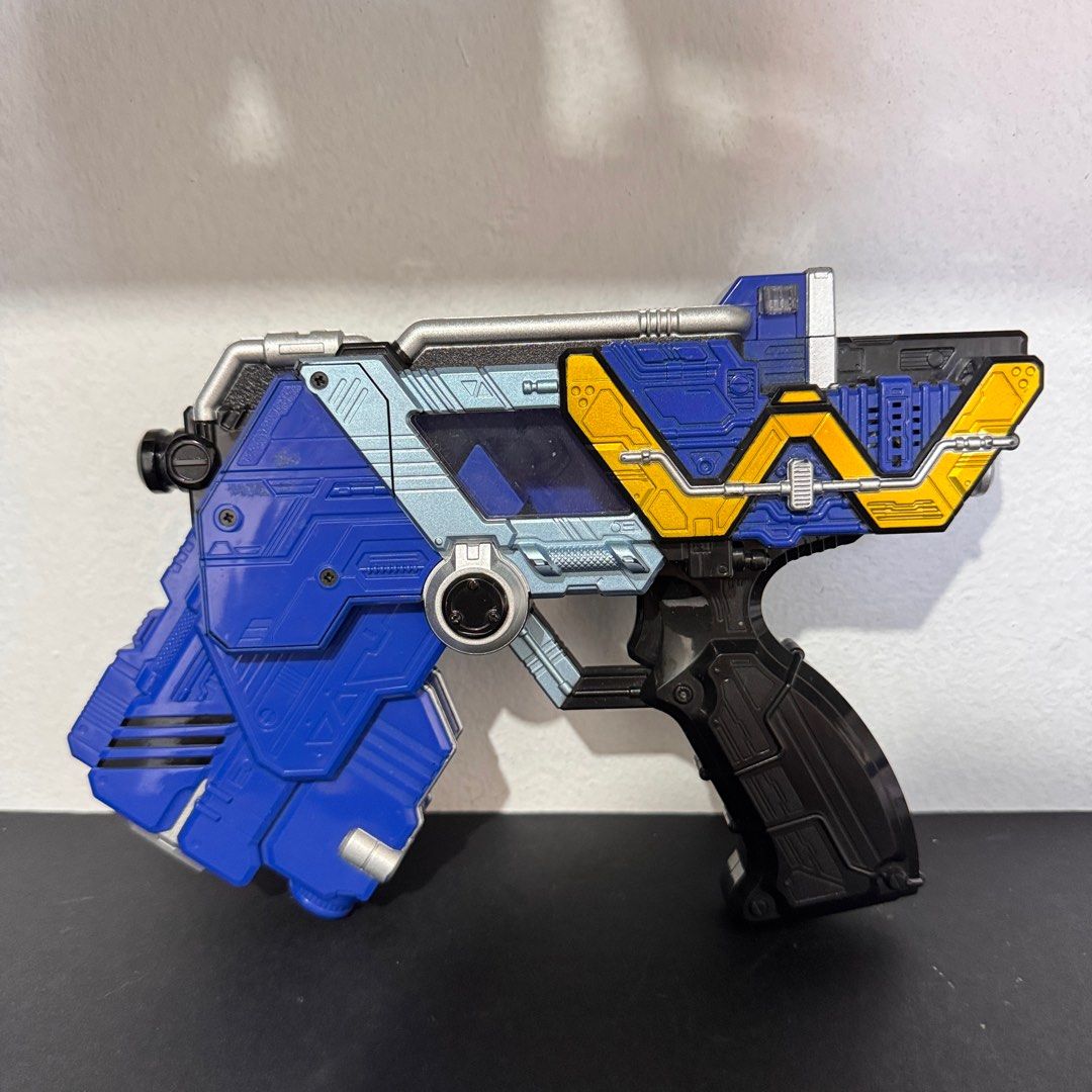 Kamen Rider W Skull DX Trigger Magnum Gun Double, Hobbies & Toys, Toys ...