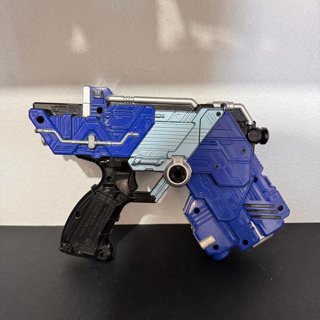 Kamen Rider W Skull DX Trigger Magnum Gun Double, Hobbies & Toys, Toys ...