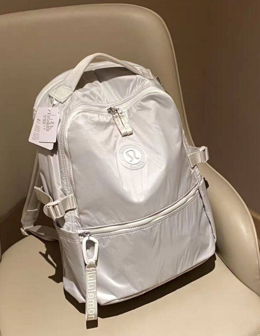 Lululemon waterproof backpack online