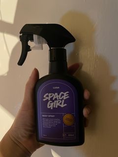 Lush Limited Edition Body Spray, Space Girl, Cosmic Goddess Body Mist, Eau de Toilette, Bergamot, Grapefruit, Perfume64238421082754110