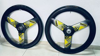 （分類：）位於 。 由 avia3333 提交（商品編號 1334890712，圖片 1）。簡介： 。