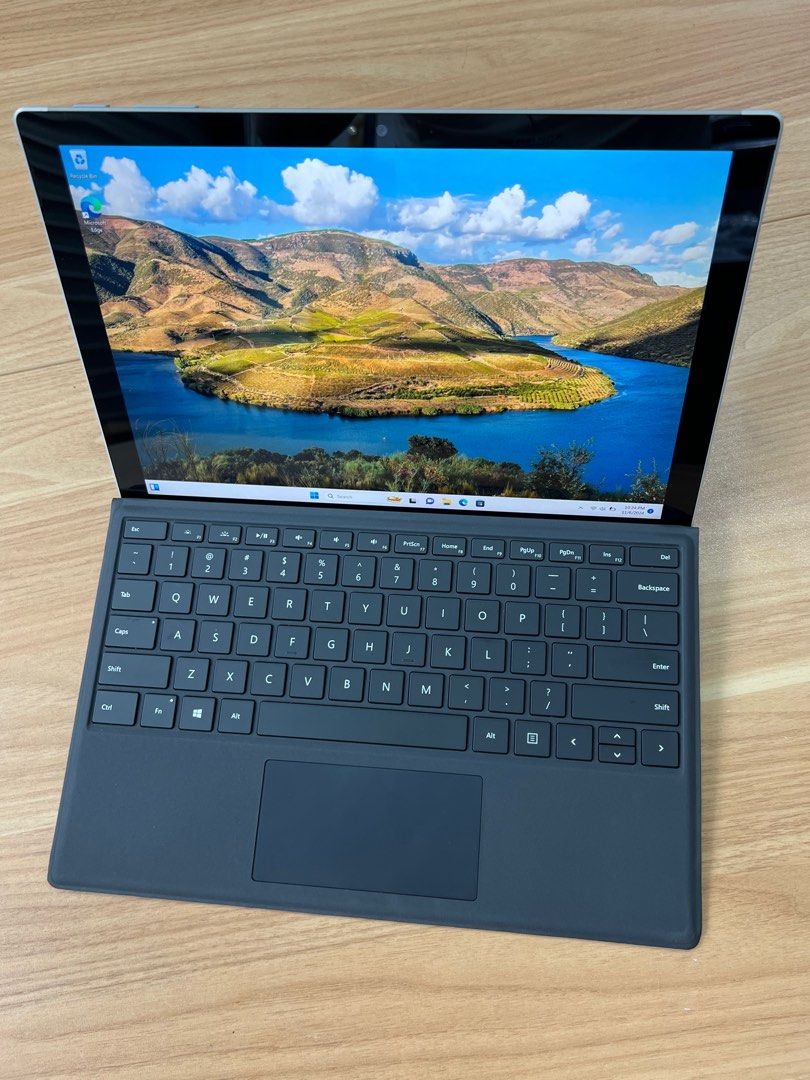 Surface Pro 4 キーボード・オフィス付/タッチパネル/ノートPC Surface Pro 4 キーボード・オフィス付/タッチパネル/ノートPC