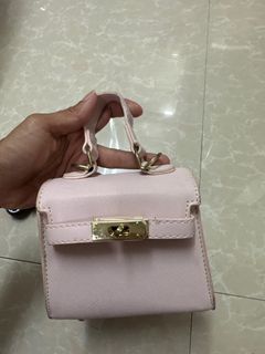 （分類：）位於 。 由 sazee 提交（商品編號 1334810978，圖片 1）。簡介： 。