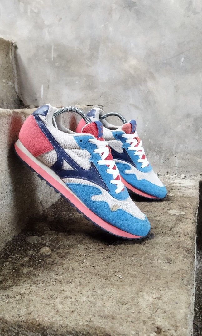 Mizuno skyroad top