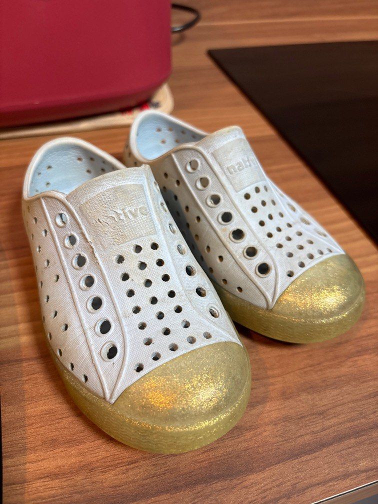 Native shoes C9 Babies Kids Babies Kids Fashion on Carousell