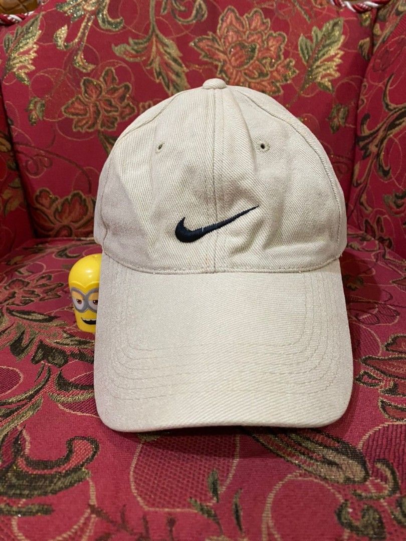 Nike swoosh trucker cap shop