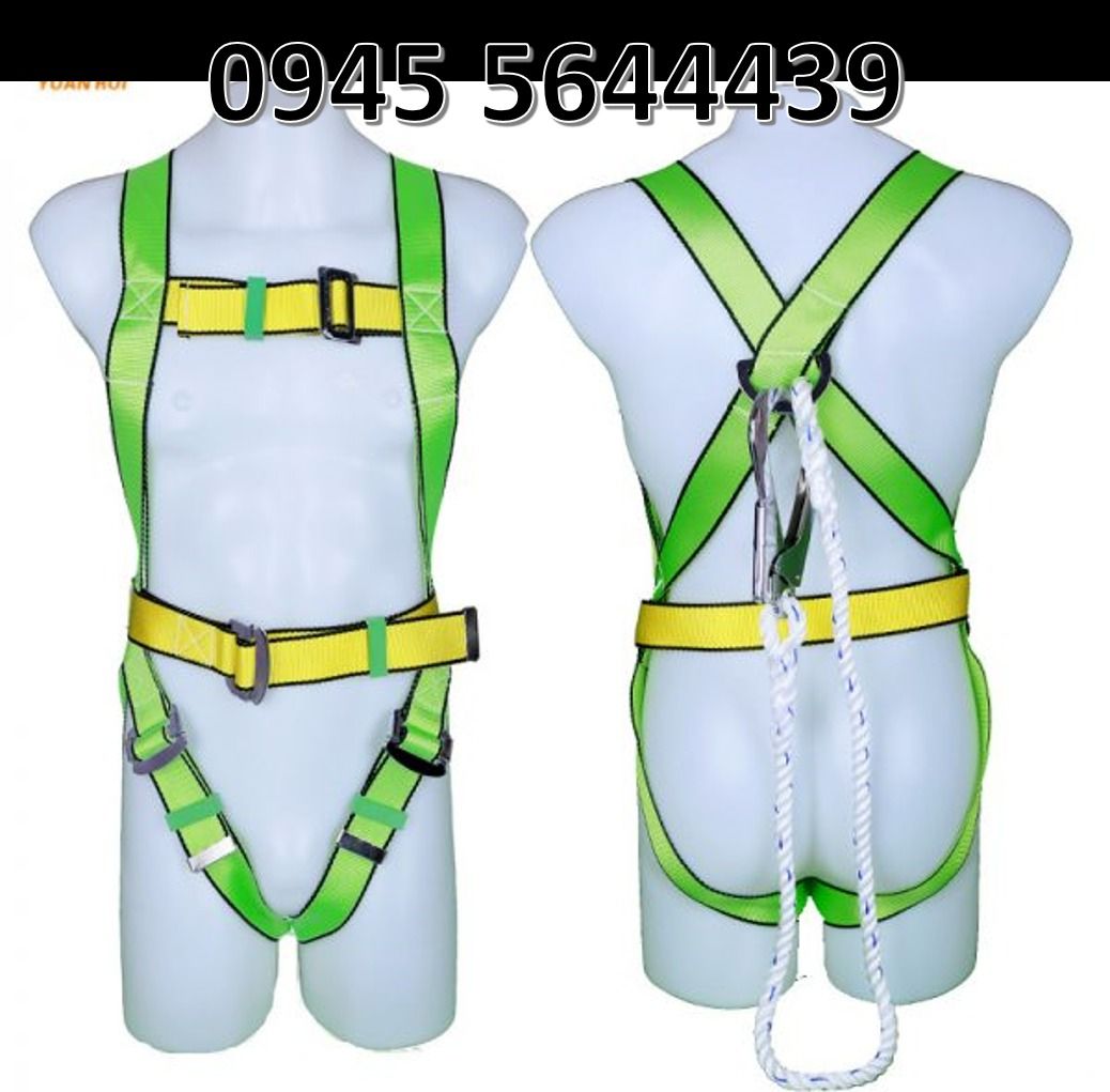 Safety harness with hook (Category: Construction Tools & Equipment) located in Bacoor. Submitted by __CLaude__ (Listing ID 1334770569, Image 1). Description: .