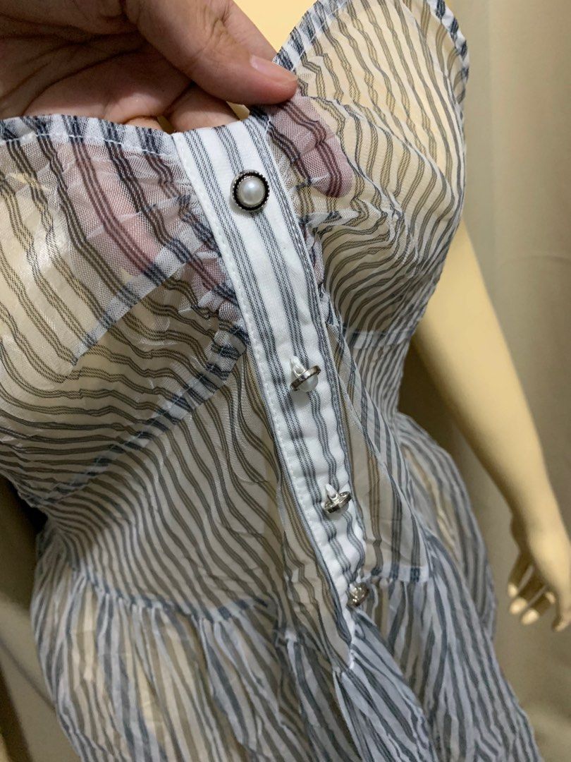 SEE THROUGH LONG STRIPE DRESS (Category: Dresses) located in Cavite. Submitted by strdc (Listing ID 1334816049, Image 3). Description: BRAND: NO BRAND SIZE: MEDIUM to SEMI LARGE Need ng inner clothing. Super see through. Mode of payment: GCASH/BDO .