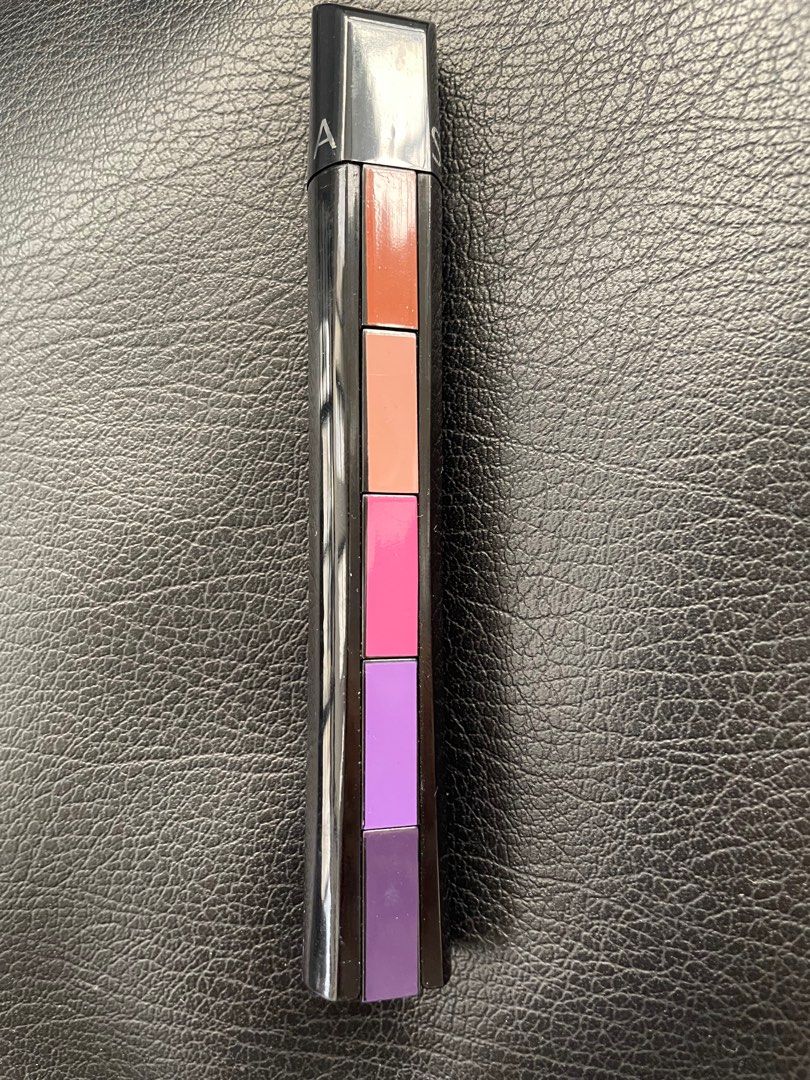 Sephora Matte Lipstick ❣️ (Category: Makeup) located in Bulacan. Submitted by emjay_17 (Listing ID 1334766539, Image 2). Description: .