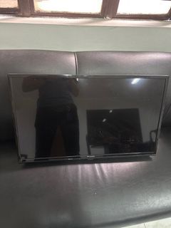 Skyworth 32” tv