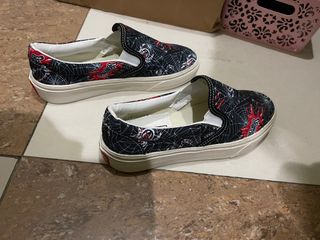 (Category: ) located in . Submitted by under_rm20_gallery (Listing ID 1334892791, Image 1). Description: .