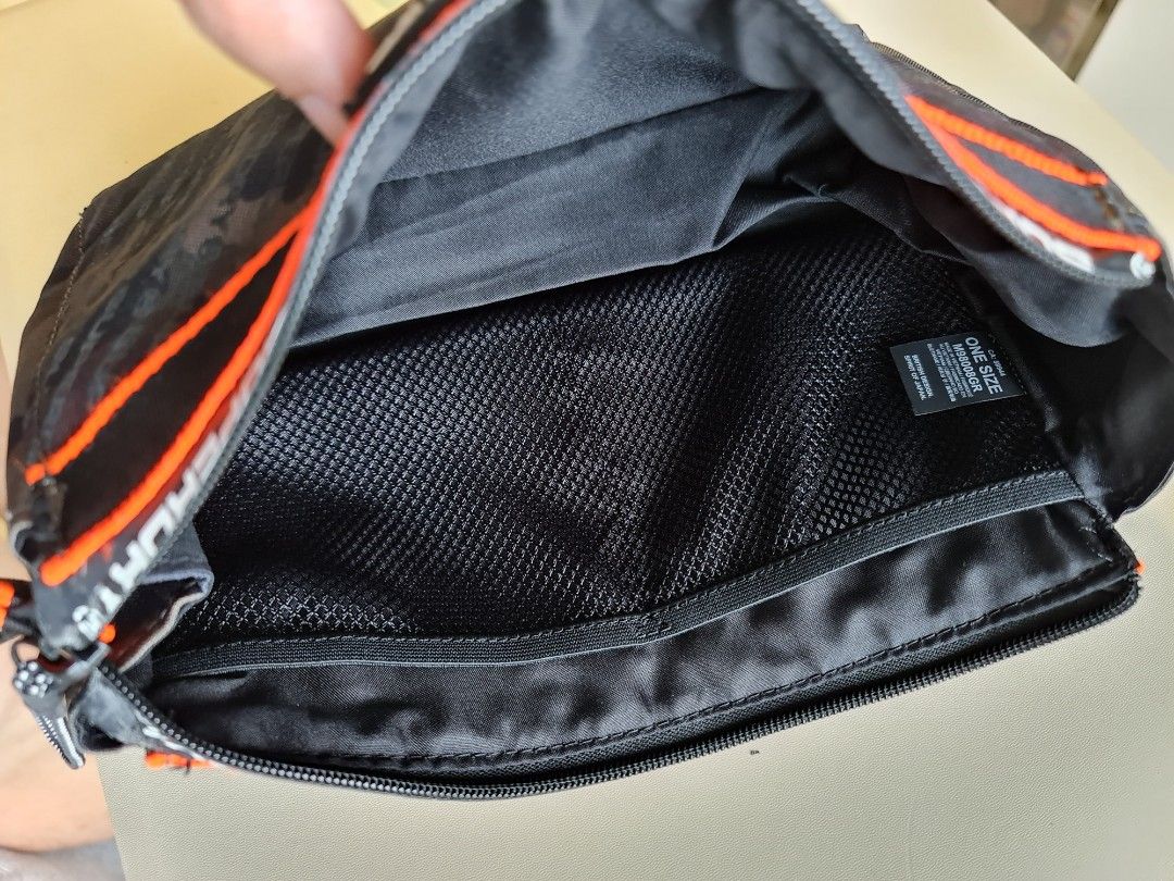 Superdry hamilton pouch bag hot sale