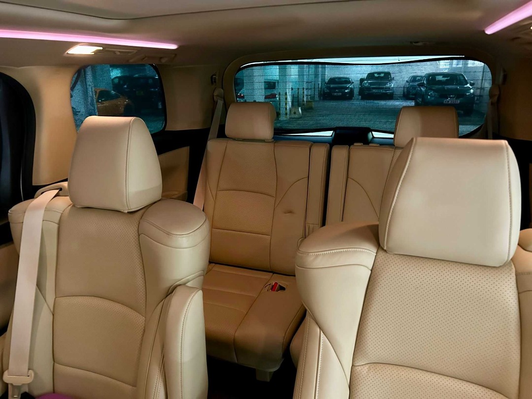 Toyota ALPHARD 2.5 Auto498319070635632646