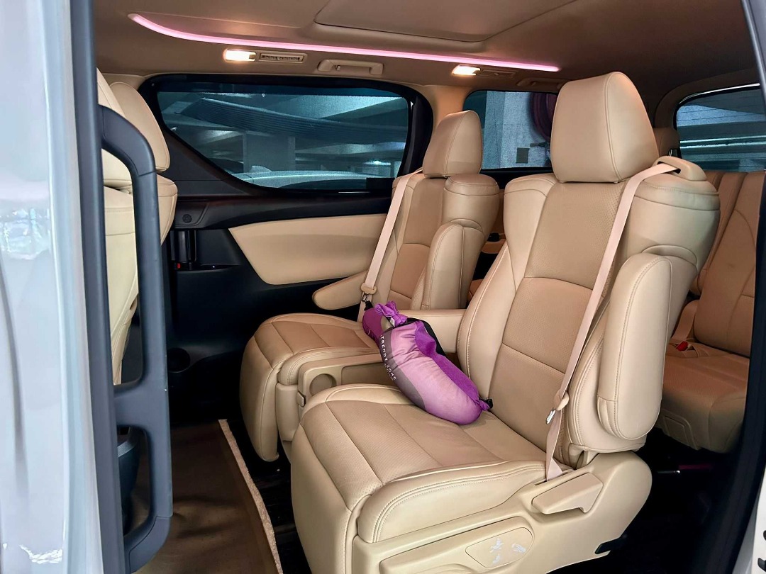 Toyota ALPHARD 2.5 Auto498319070635632645