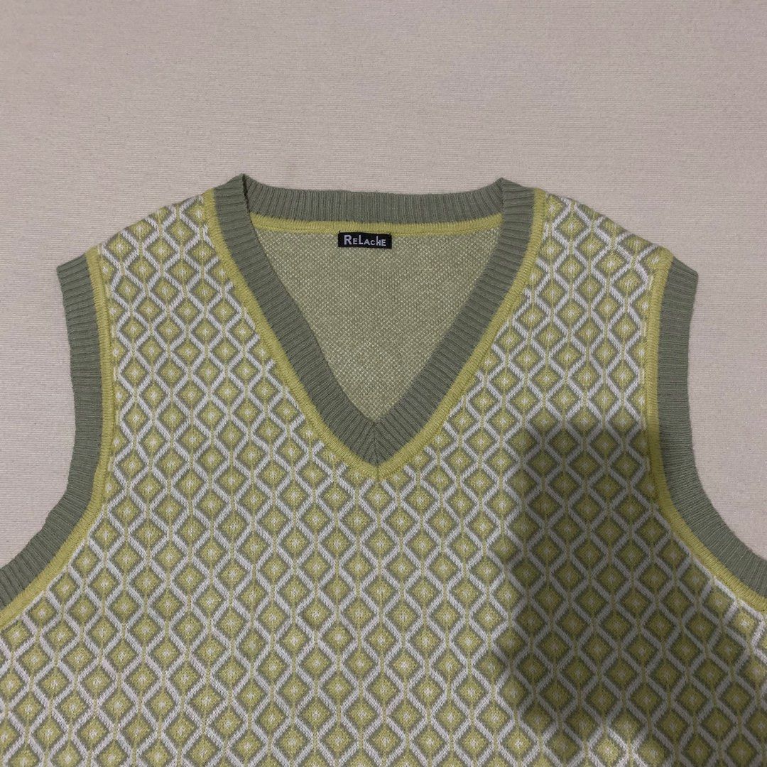 Vest Rajut Full Motif Salur Academia Ketupat Hijau Kuning Vintage ...