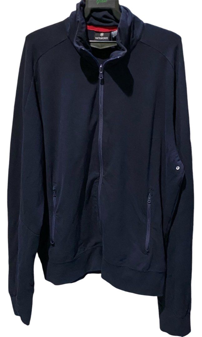 Victorinox sweater top