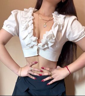 (Category: ) located in . Submitted by Es_closet (Listing ID 1334844106, Image 1). Description: .