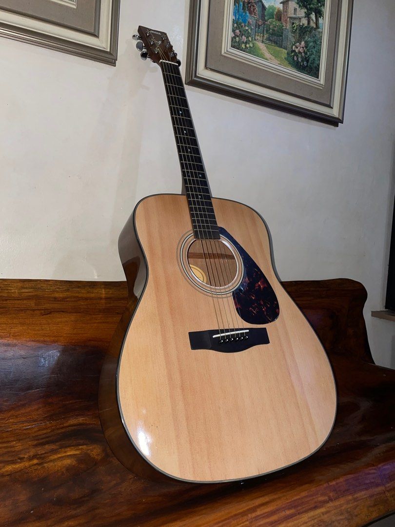 YAMAHA F600 Guitar (Category: Musical Instruments) located in Manila. Submitted by reign0718 (Listing ID 1334827297, Image 1). Description: This Yamaha F600 acoustic guitar is in superb condition and suitable for both beginners and seasoned musicians. The F600 is known for its rich tone and excellent build quality, and it produces a warm, full sound that complements any musical style. With a comfortable neck and simple playability, it’s great for