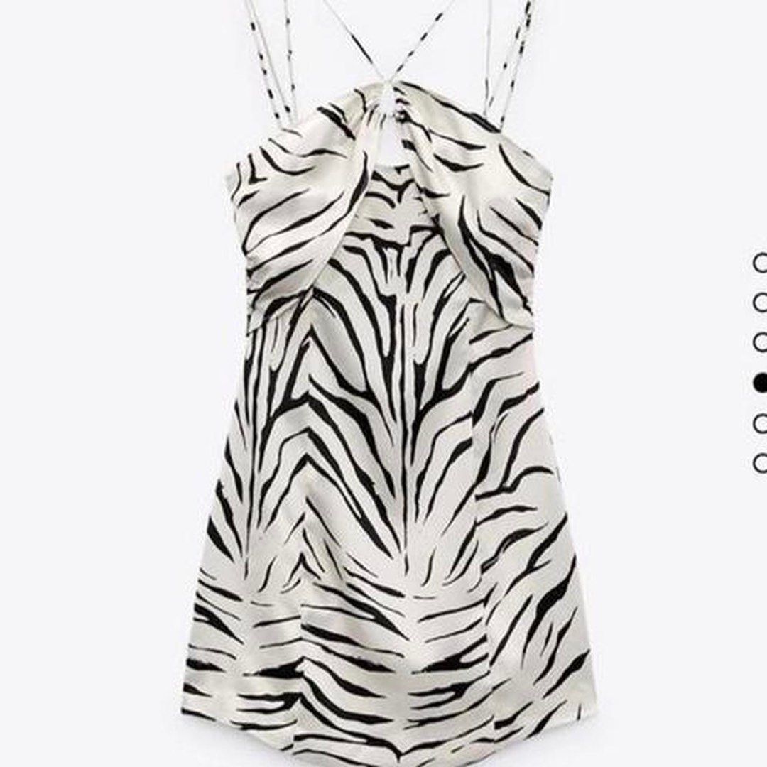 Zara - zebra print mini dress (Category: Dresses) located in Paranaque City. Submitted by robwinchannn (Listing ID 1334777625, Image 2). Description: Used once Size: xs-s .